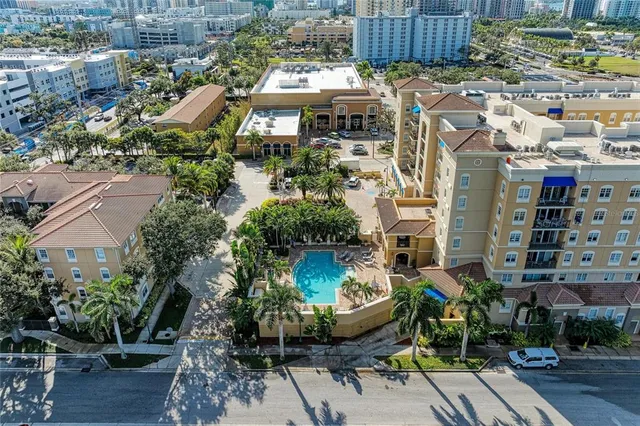 $390,000 | 1064 North Tamiami Trail, Unit 1212, Sarasota, FL 34236