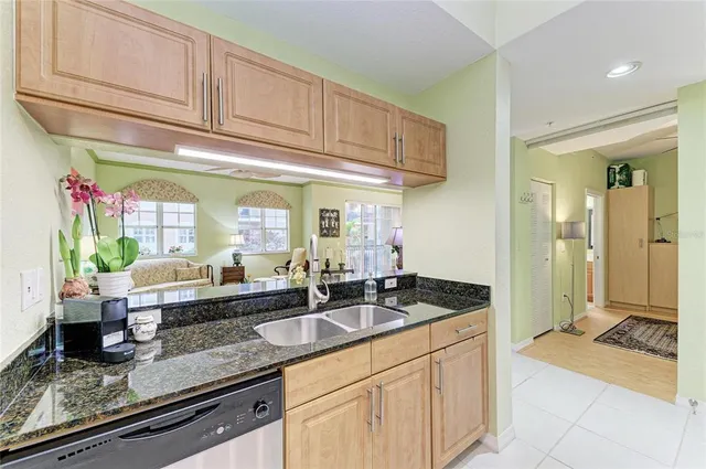 $390,000 | 1064 North Tamiami Trail, Unit 1212, Sarasota, FL 34236