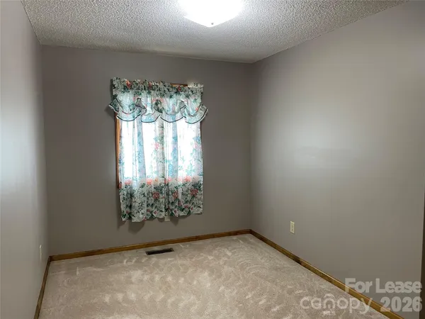 $2,600 | 8966 Holdsclaw Road, Terrell, NC 28682