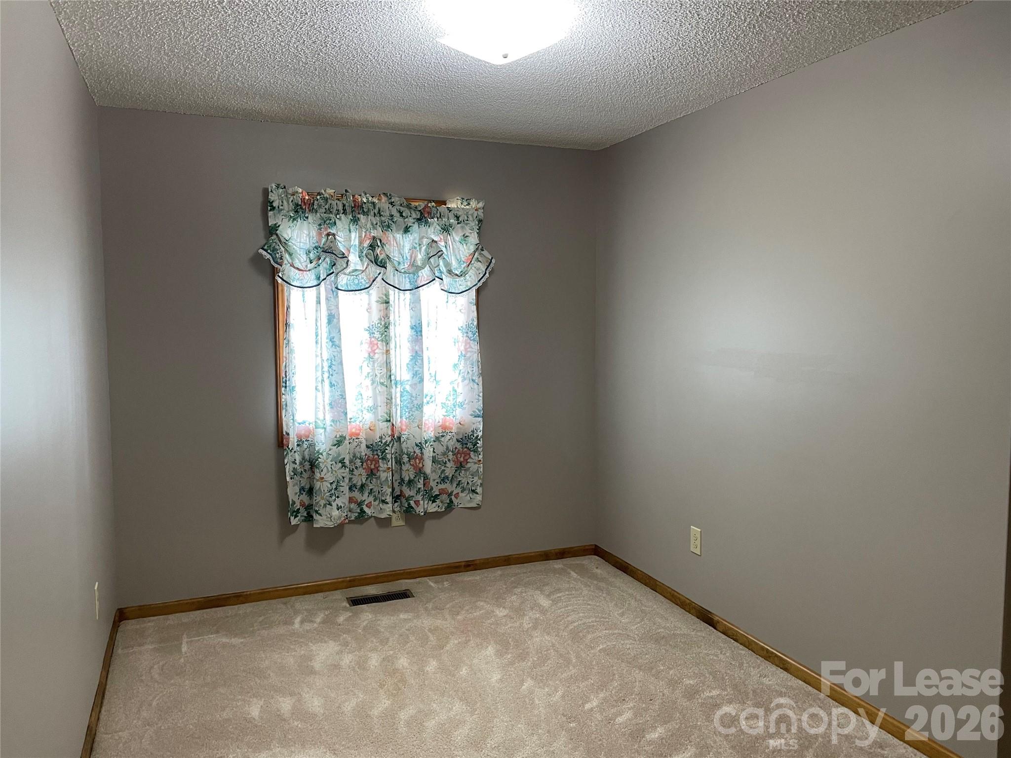 8966 Holdsclaw Road Terrell, NC 28682 - Photo 11 of 32