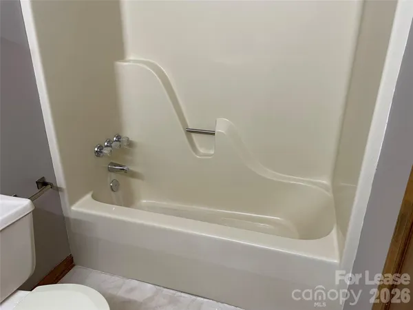 $2,600 | 8966 Holdsclaw Road, Terrell, NC 28682