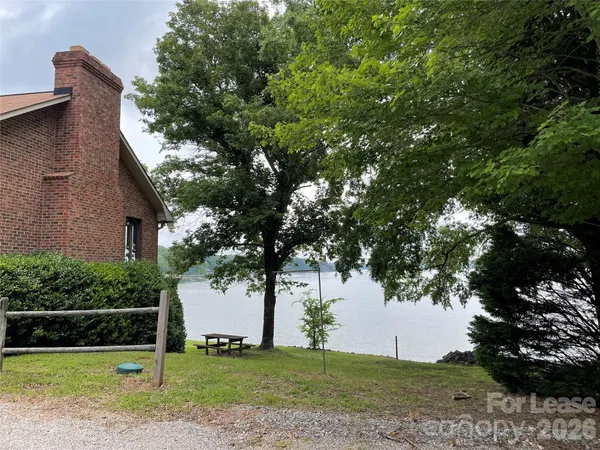 $2,600 | 8966 Holdsclaw Road, Terrell, NC 28682