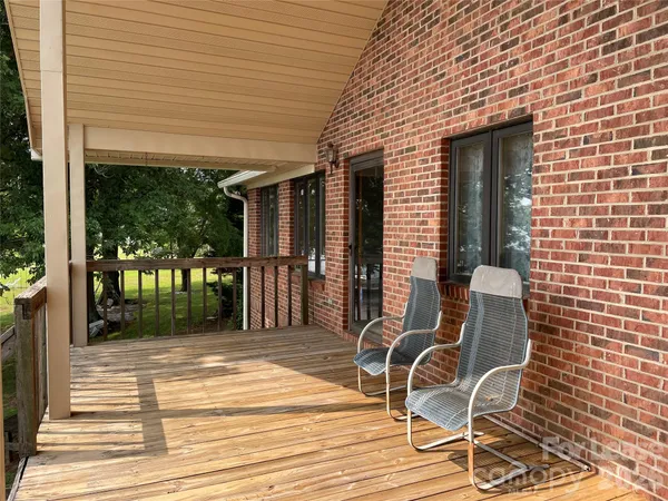 $2,600 | 8966 Holdsclaw Road, Terrell, NC 28682