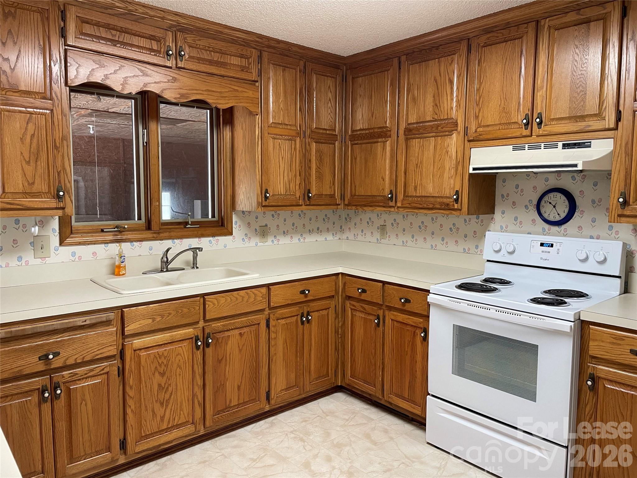 8966 Holdsclaw Road Terrell, NC 28682 - Photo 3 of 32