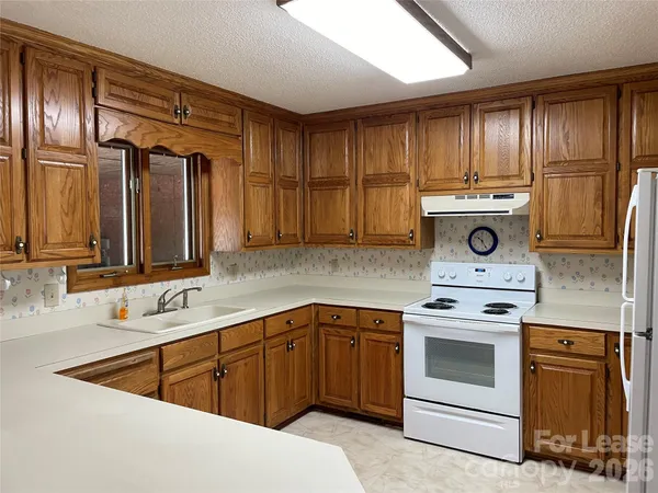 $2,600 | 8966 Holdsclaw Road, Terrell, NC 28682