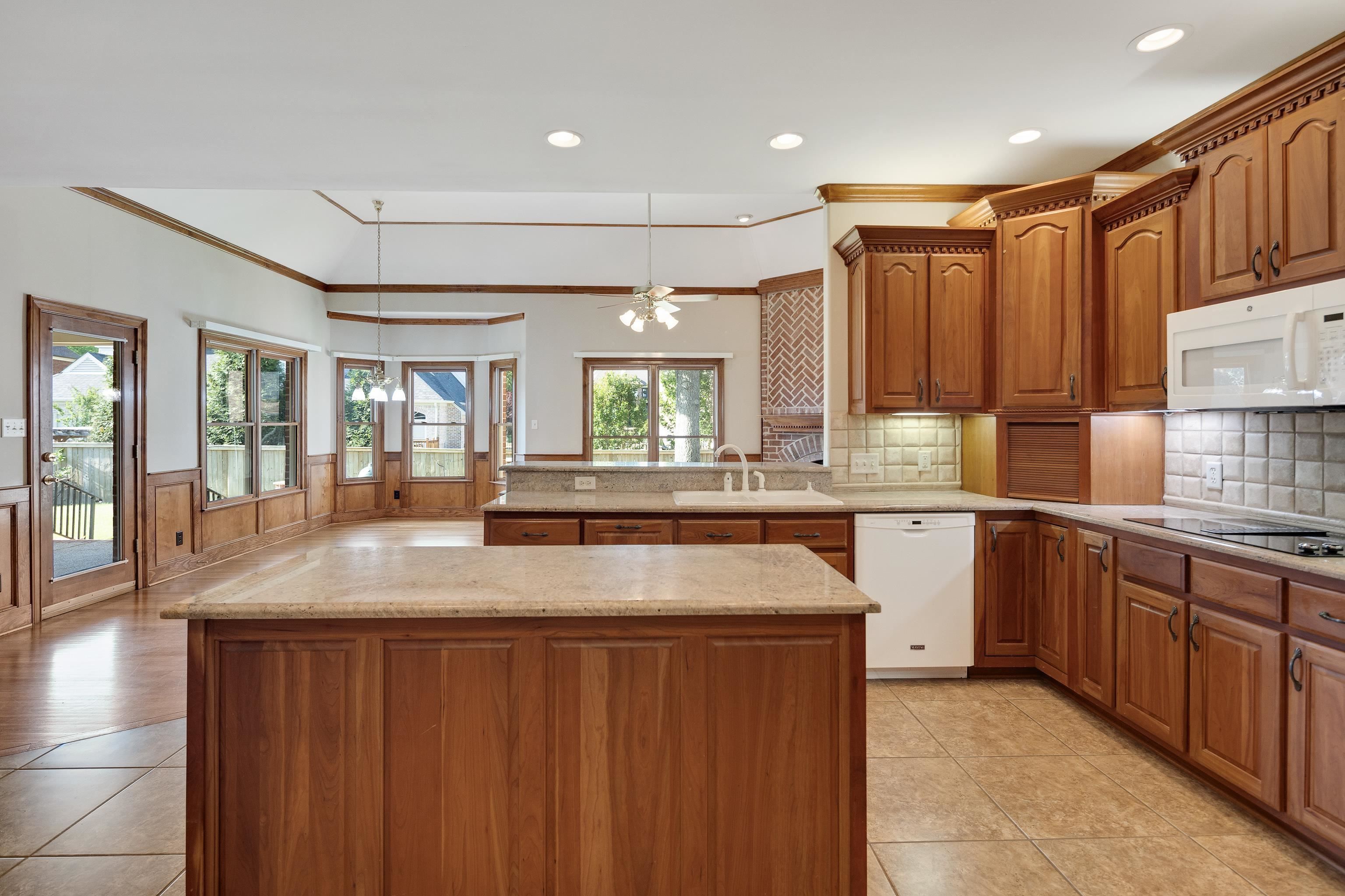 609 Ridge Peaks Drive Collierville, TN 38017 - Photo 18 of 40 Gallery Image 18