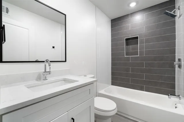 $1,250 | 1901 Hearthstone Drive, Unit D, Austin, TX 78757