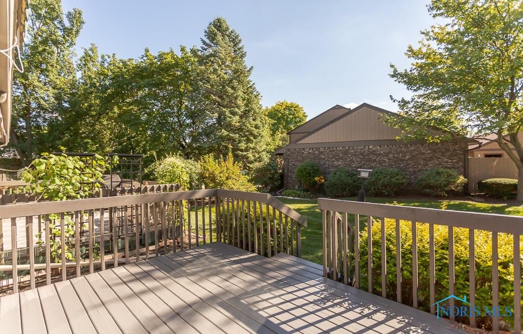 13 Exeter Road Perrysburg, OH 43551 - Photo 2 of 31 Gallery Image 2