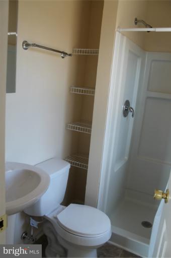 360 Mountainside Road Harpers Ferry, WV 25425 - Photo 6 of 25 Bath (Master)