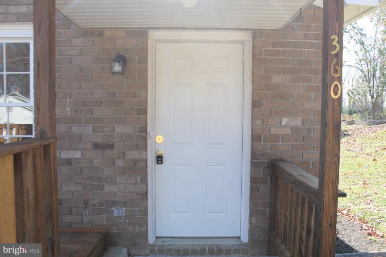 360 Mountainside Road Harpers Ferry, WV 25425 - Photo 10 of 25 Exterior (Front)