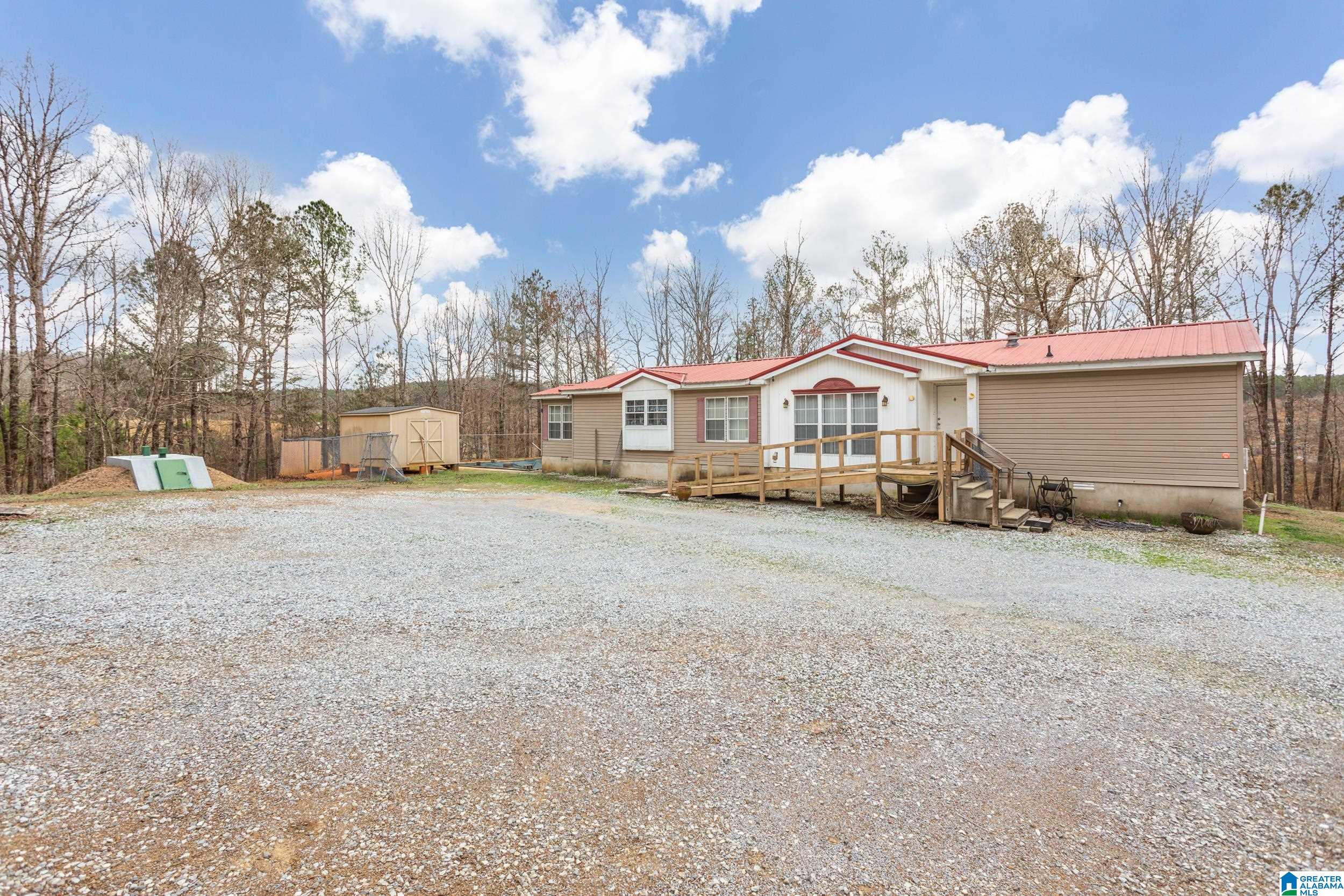 1040 Boiling Springs Road Ohatchee, AL 36271 - Photo 3 of 35