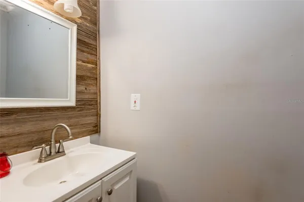 $449,000 | 2641 McIntosh Road, Dover, FL 33527