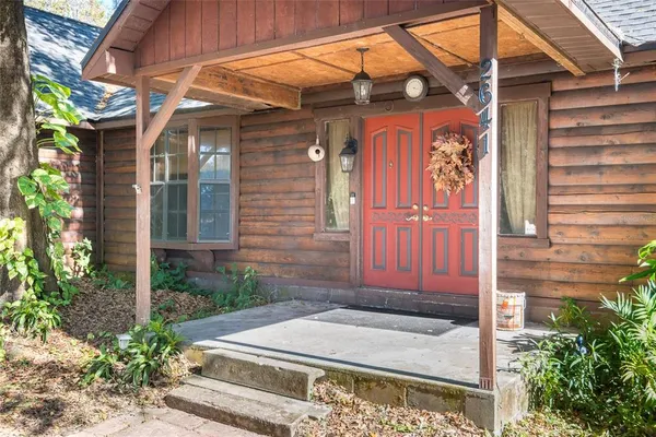 $449,000 | 2641 McIntosh Road, Dover, FL 33527