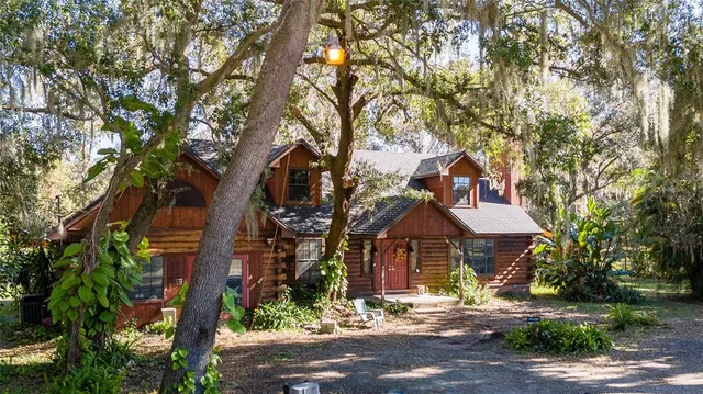 $449,000 | 2641 McIntosh Road, Dover, FL 33527