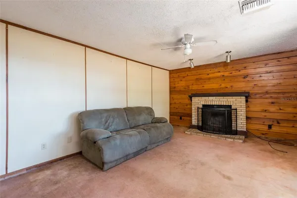 $449,000 | 2641 McIntosh Road, Dover, FL 33527