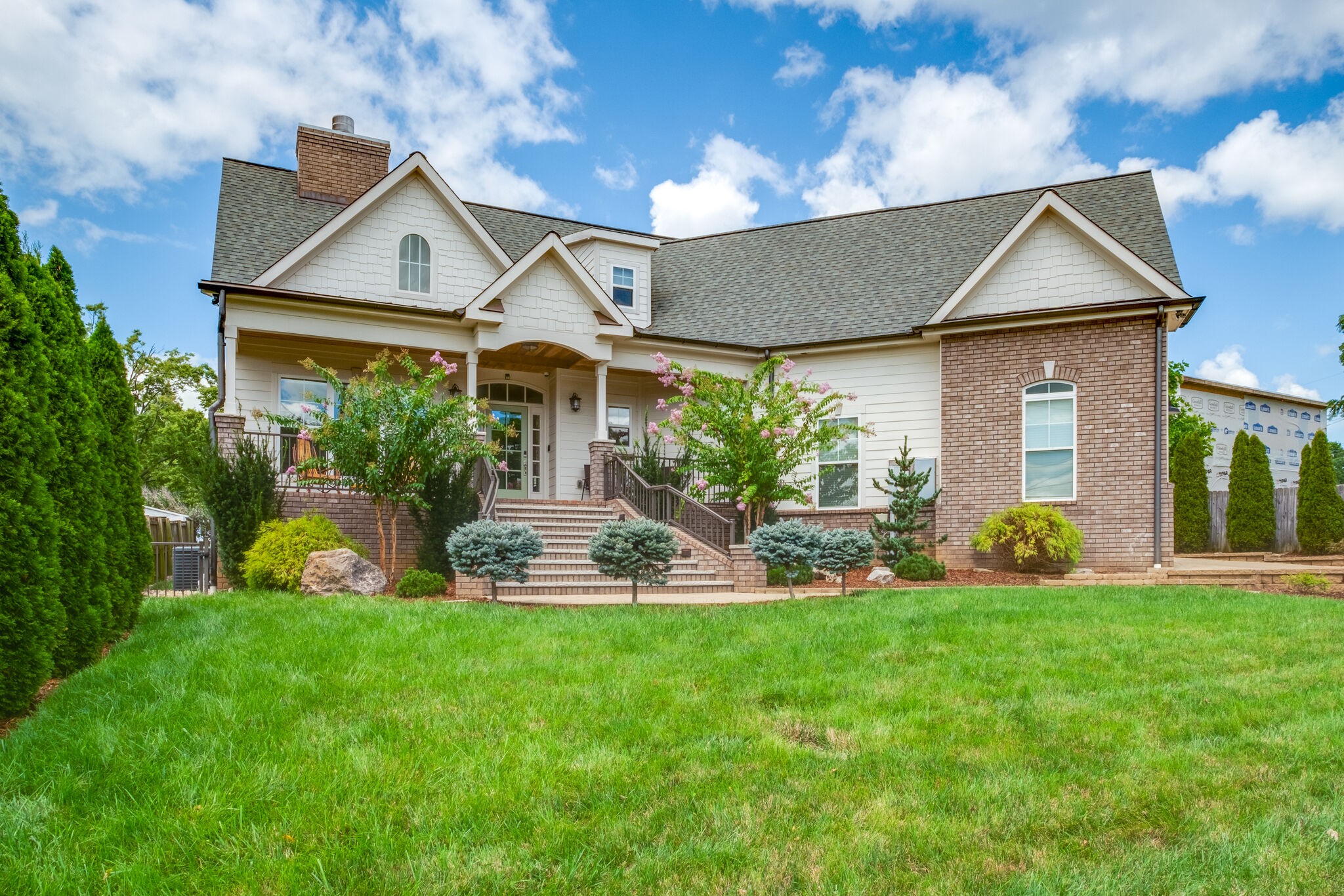 705 Ridgeview Court Antioch, TN 37013 - Photo 2 of 39 Gallery Image 2