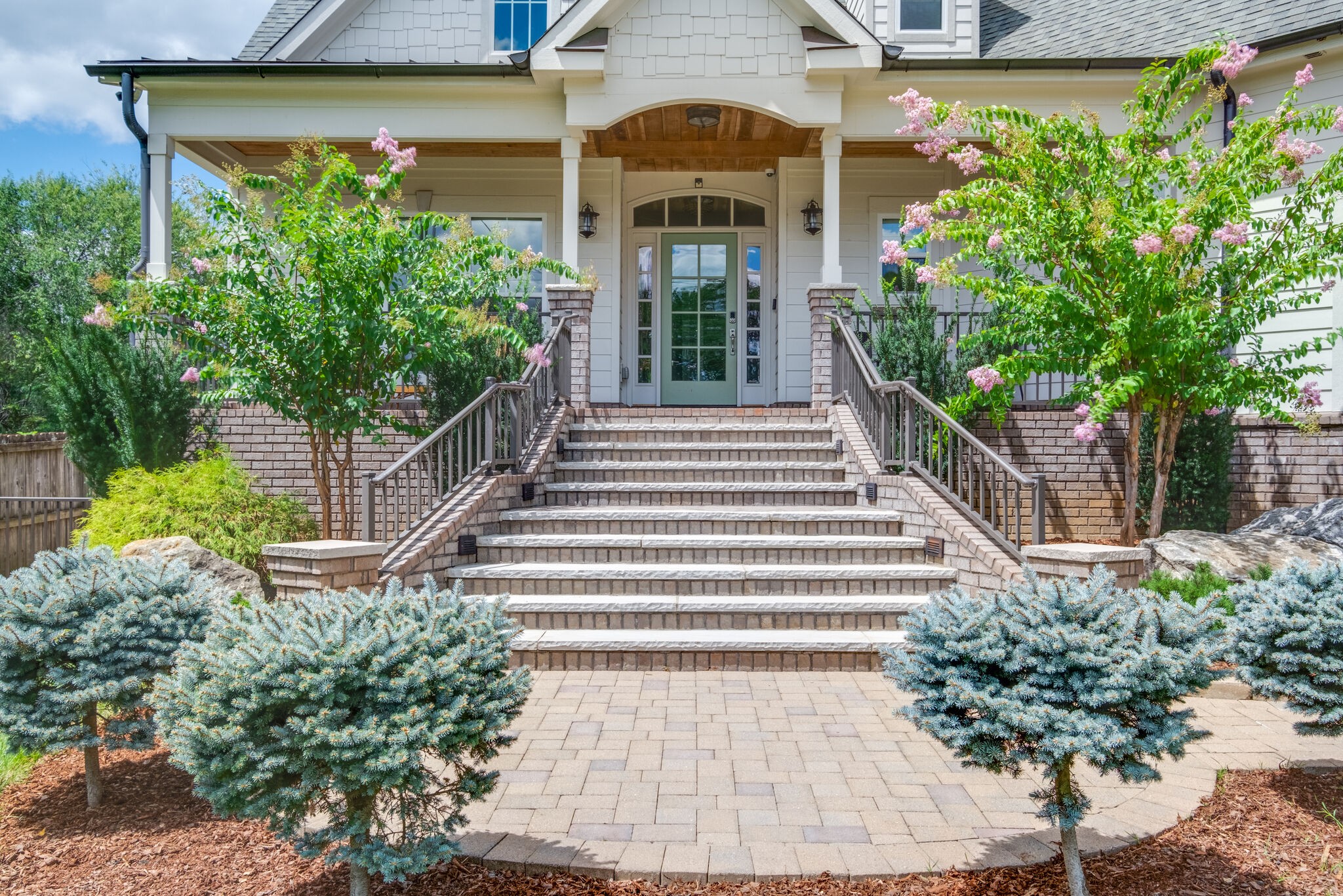 705 Ridgeview Court Antioch, TN 37013 - Photo 4 of 39 Gallery Image 4