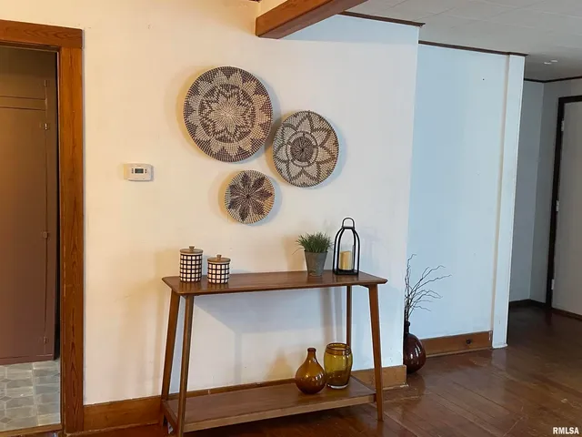 $110,000 | 403 East Chestnut Street, Geneseo, IL 61254