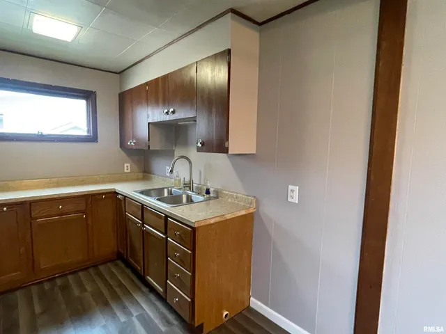 $110,000 | 403 East Chestnut Street, Geneseo, IL 61254