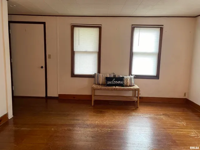 $110,000 | 403 East Chestnut Street, Geneseo, IL 61254