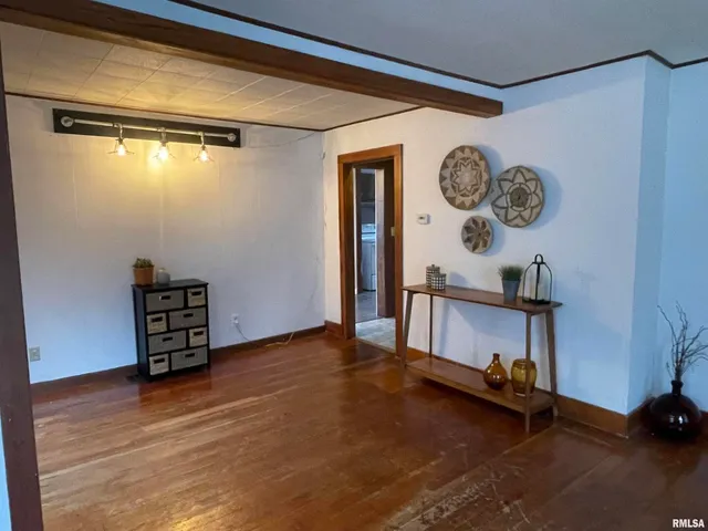 $110,000 | 403 East Chestnut Street, Geneseo, IL 61254