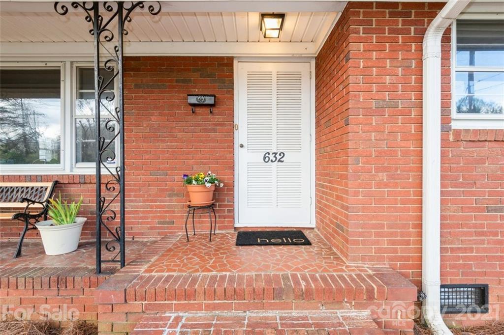 632 Scaleybark Road Charlotte, NC 28209 - Photo 3 of 36 a view of a balcony with a potted plant