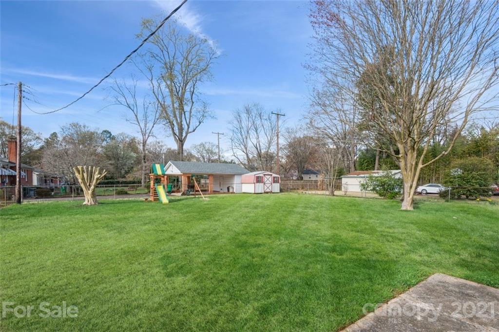 632 Scaleybark Road Charlotte, NC 28209 - Photo 10 of 36