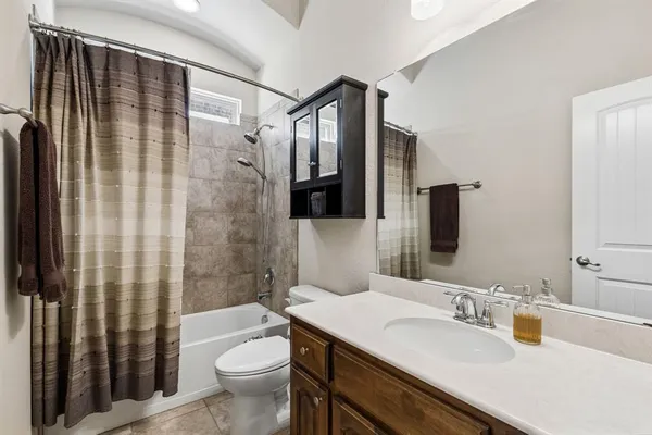 $539,900 | 5128 Dominica Lane, Fort Worth, TX 76244