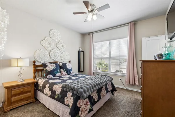 $539,900 | 5128 Dominica Lane, Fort Worth, TX 76244