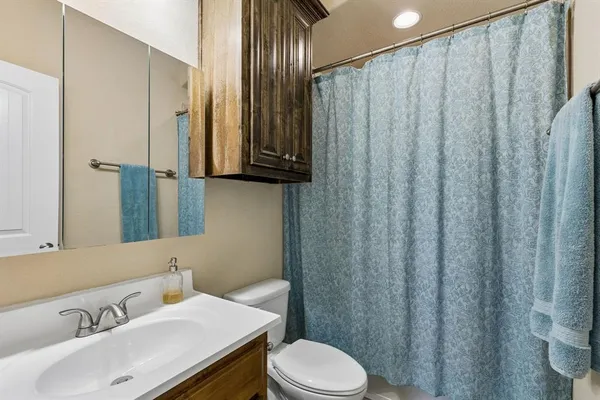 $539,900 | 5128 Dominica Lane, Fort Worth, TX 76244