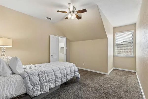 $539,900 | 5128 Dominica Lane, Fort Worth, TX 76244