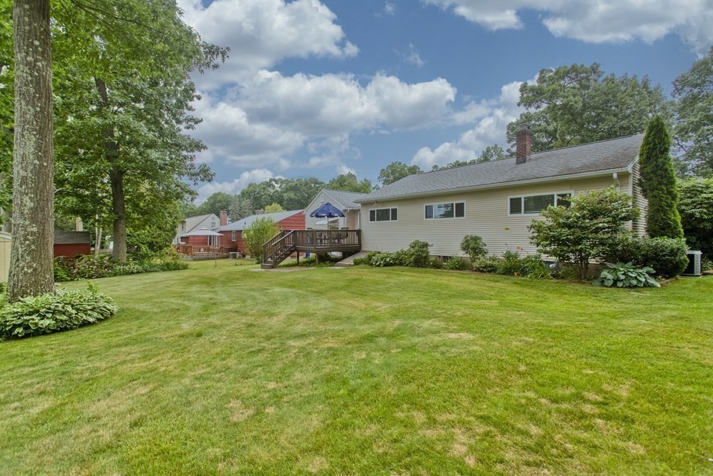 71 Hadley Street Springfield, MA 01118 - Photo 38 of 42