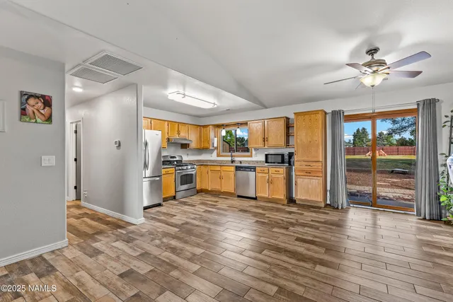 $585,000 | 7407 Patriot Drive, Flagstaff, AZ 86004