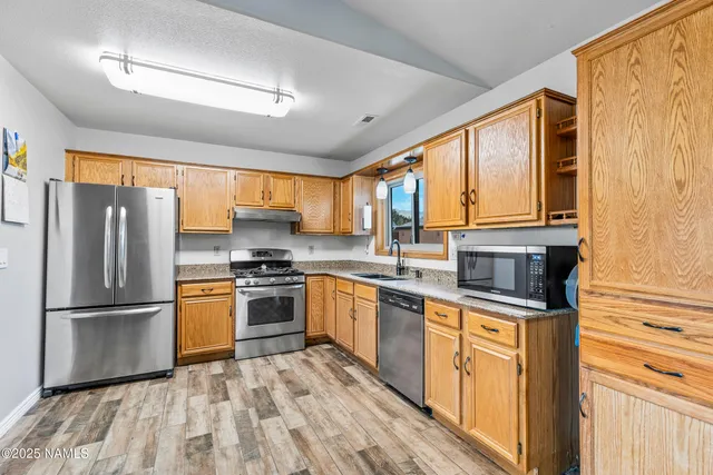 $585,000 | 7407 Patriot Drive, Flagstaff, AZ 86004