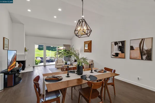 $1,349,000 | 692 Silver Lake Drive, Danville, CA 94526