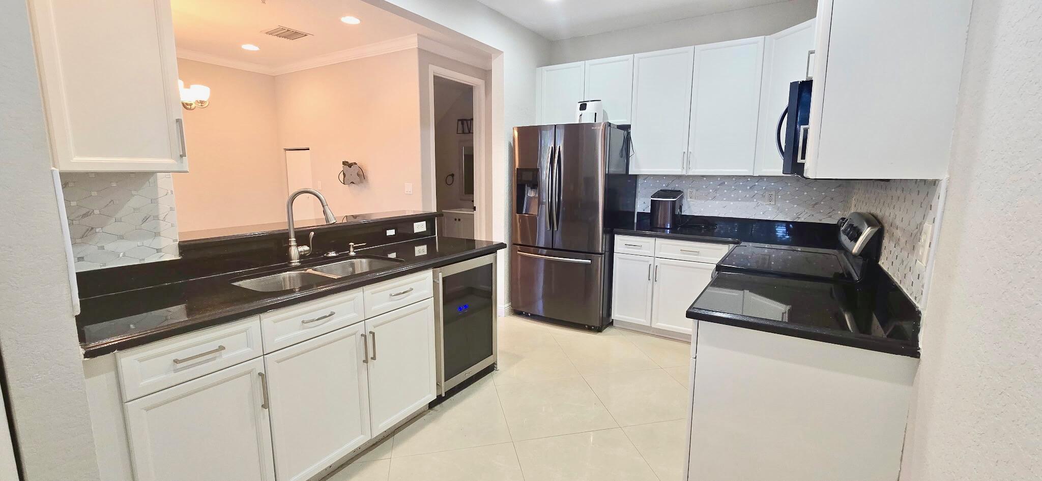 2851 Prospect Road, Unit 1102 Tamarac, FL 33309 - Photo 6 of 17 IMG_20250630_150103