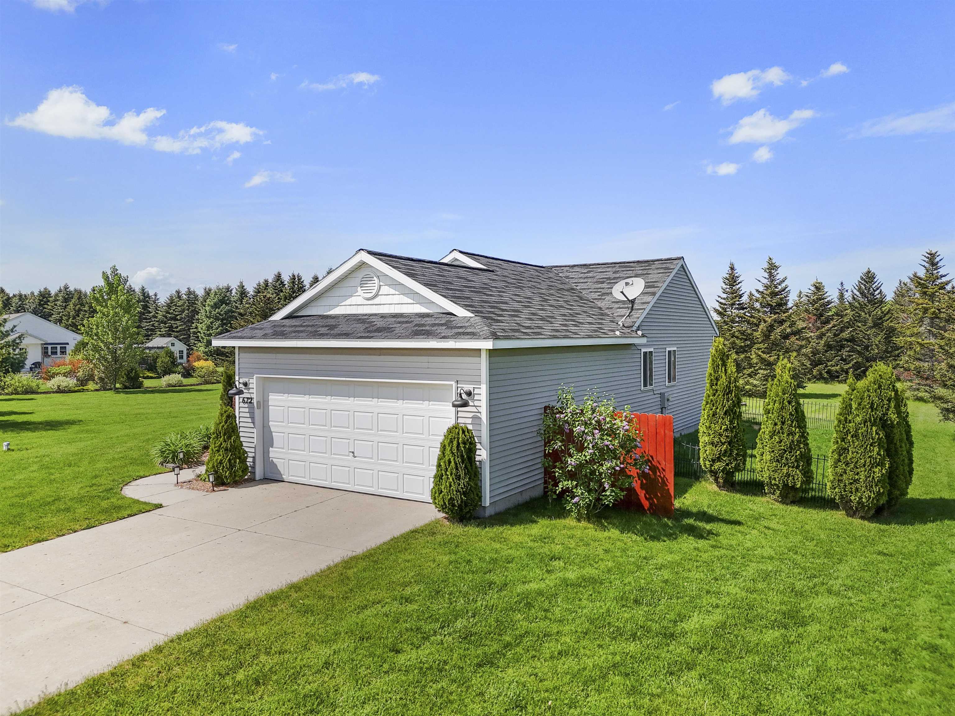 672 Strohm Road Traverse City, MI 49696 - Photo 3 of 46