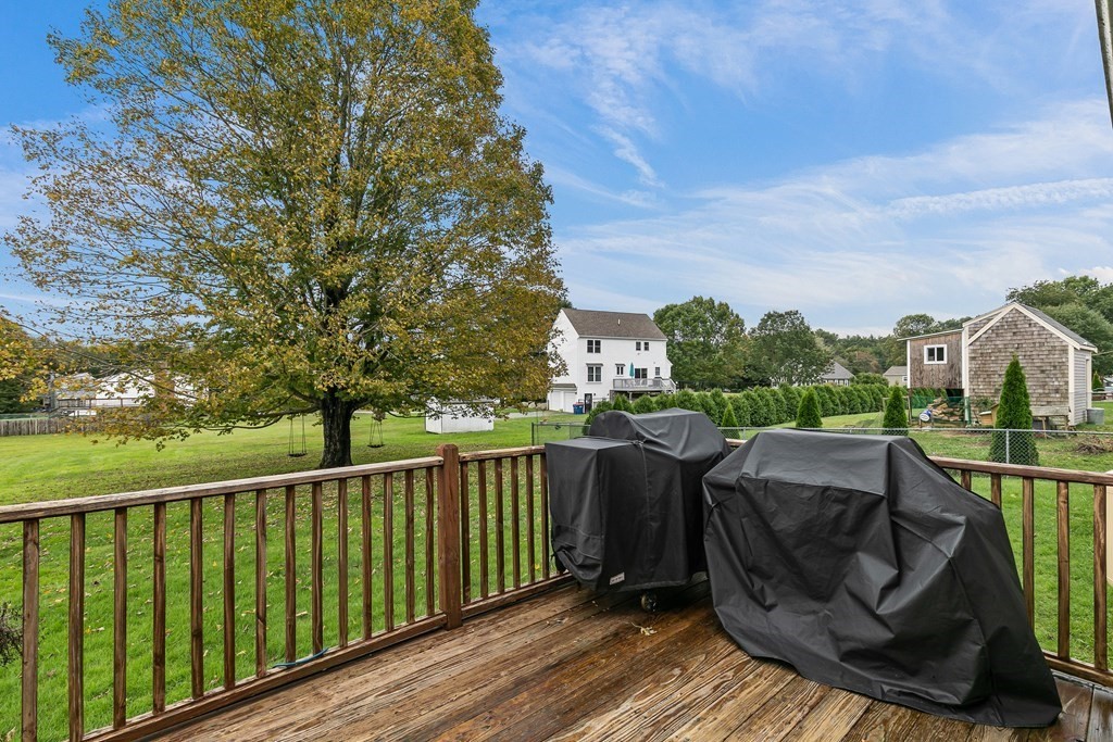 292 Cushman Road Rochester, MA 02770 - Photo 5 of 24 a view of balcony with furniture and city view