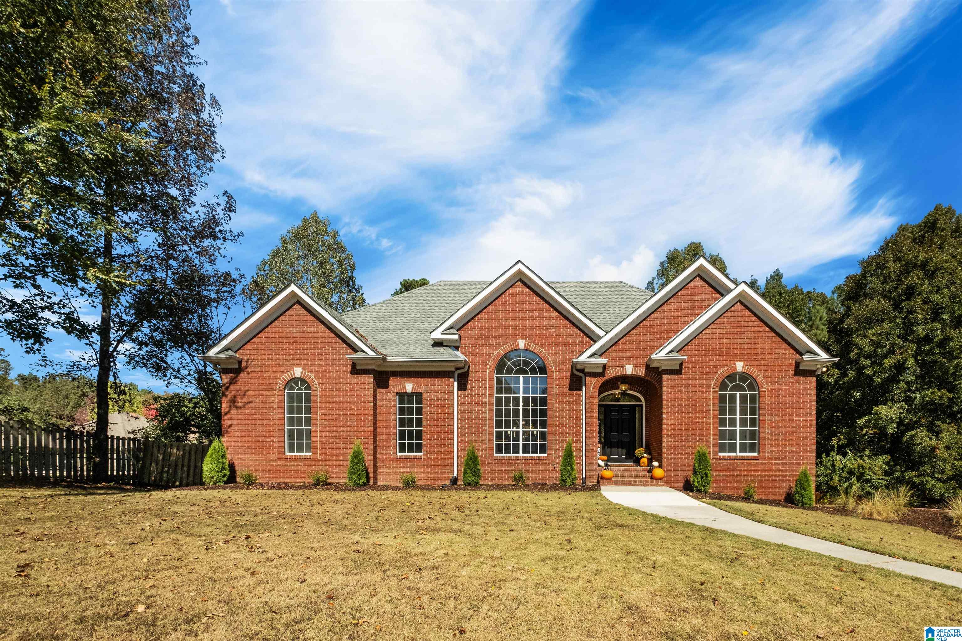 105 Thoroughbred Lane Alabaster, AL 35007 - Photo 2 of 65