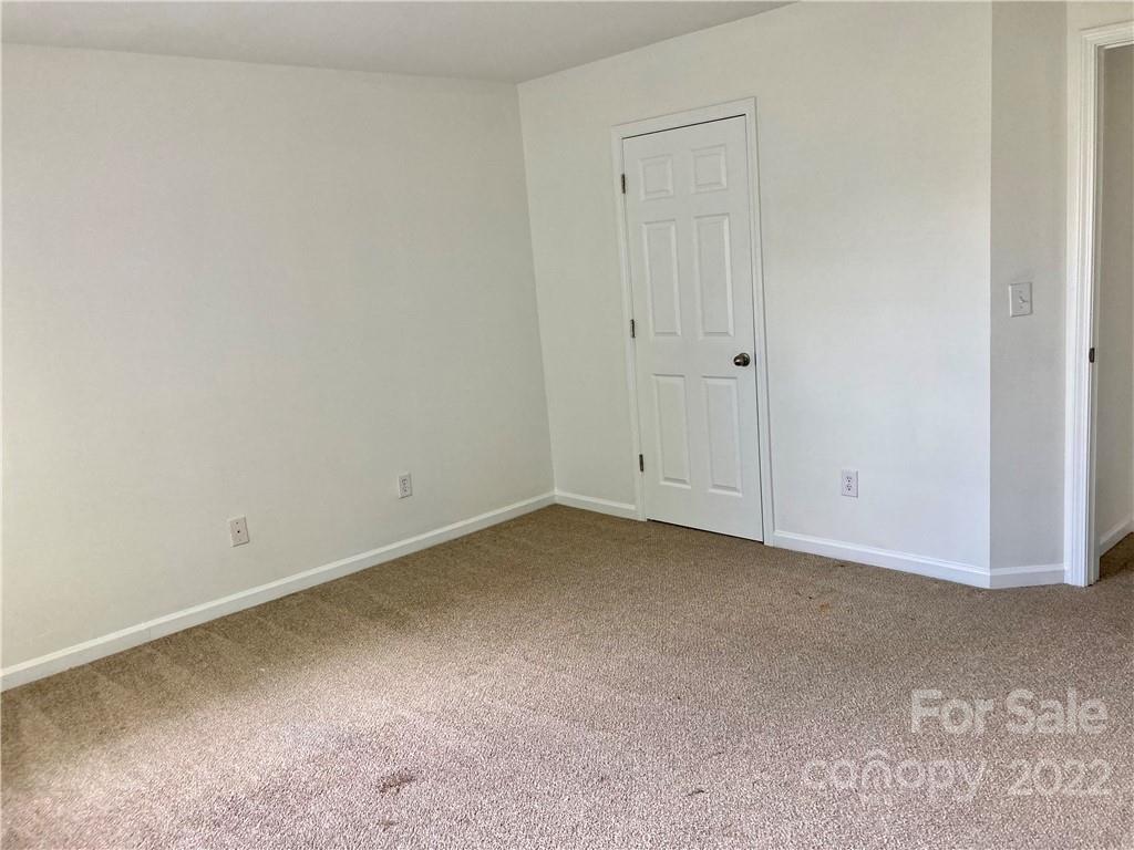 6432 Hermsley Road Charlotte, NC 28278 - Photo 20 of 32 a view of room