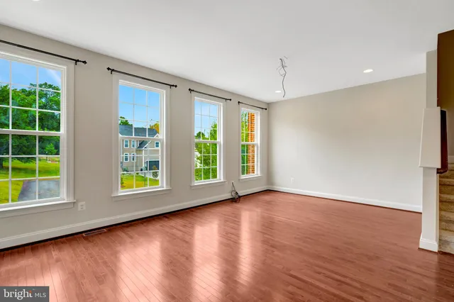 $3,000 | 8854 Orchard Lane, Manassas, VA 20110