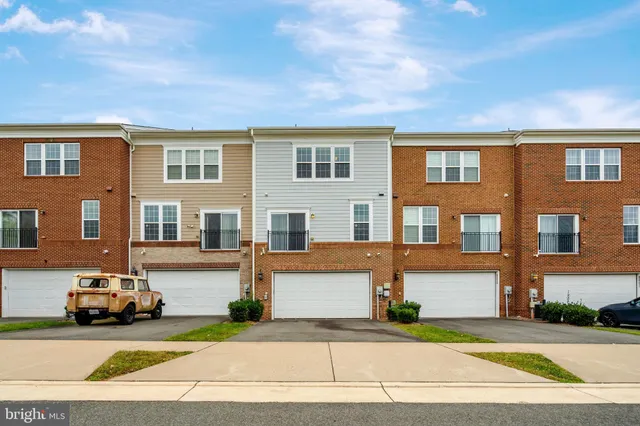 $3,000 | 8854 Orchard Lane, Manassas, VA 20110