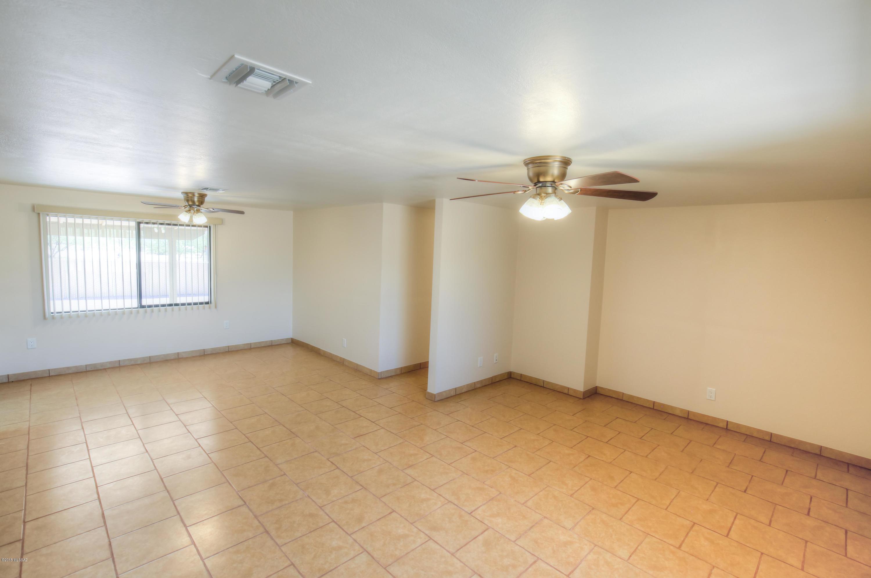 6006 East Hermans Road, Unit 2 Tucson, AZ 85756 - Photo 9 of 25