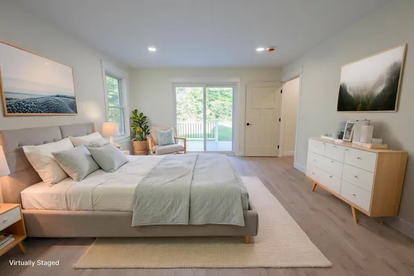 $929,000 | 29 Pleasant Street, Newcastle, ME 04553