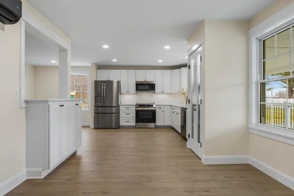 $929,000 | 29 Pleasant Street, Newcastle, ME 04553