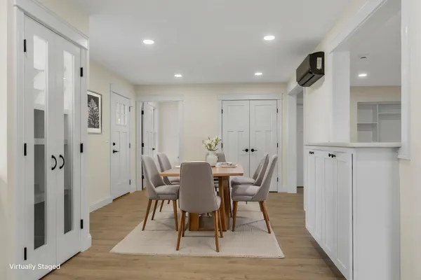 $929,000 | 29 Pleasant Street, Newcastle, ME 04553