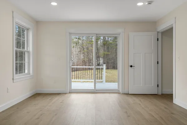 $929,000 | 29 Pleasant Street, Newcastle, ME 04553