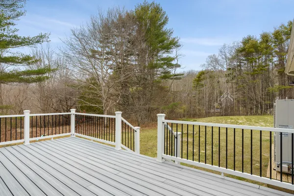 $929,000 | 29 Pleasant Street, Newcastle, ME 04553