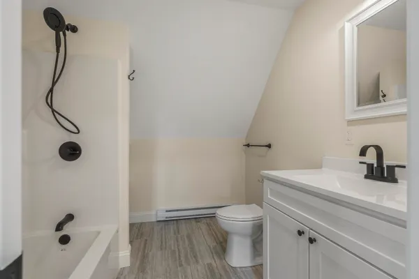 $929,000 | 29 Pleasant Street, Newcastle, ME 04553