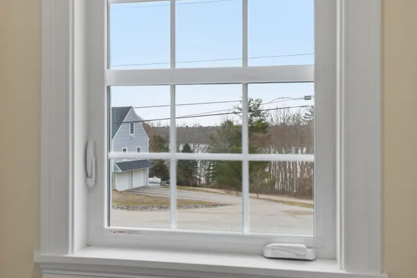 $929,000 | 29 Pleasant Street, Newcastle, ME 04553